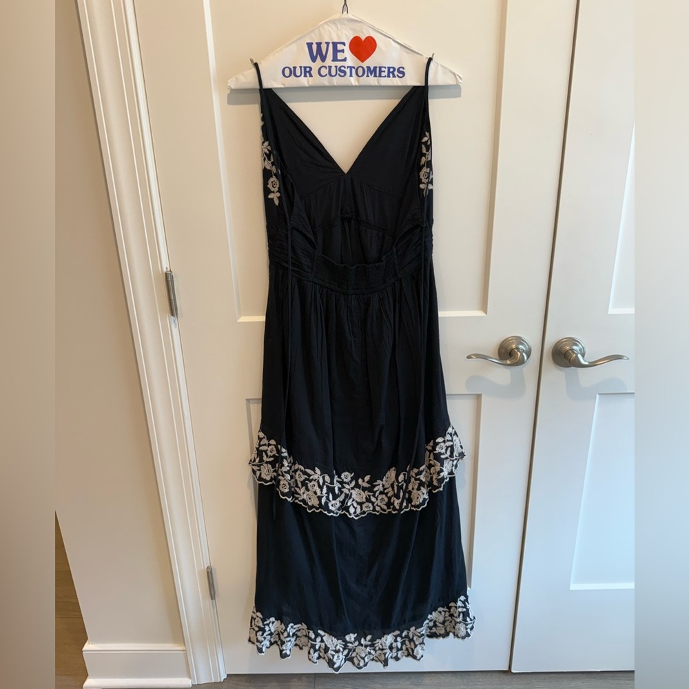 Abercrombie & Fitch Black Maxi Dress with White Detailing - Picture 4 of 6